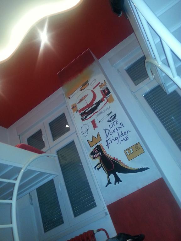 Pop Art Hostel Belgrad Zimmer foto